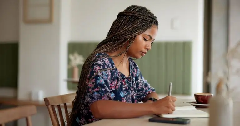 A black Lady planning her visit to Visa free countries for Nigerians